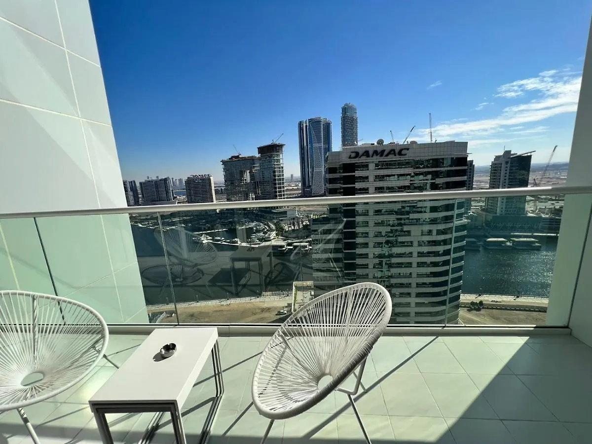 شقة Cozy 1-Br With Beautiful Views دبي